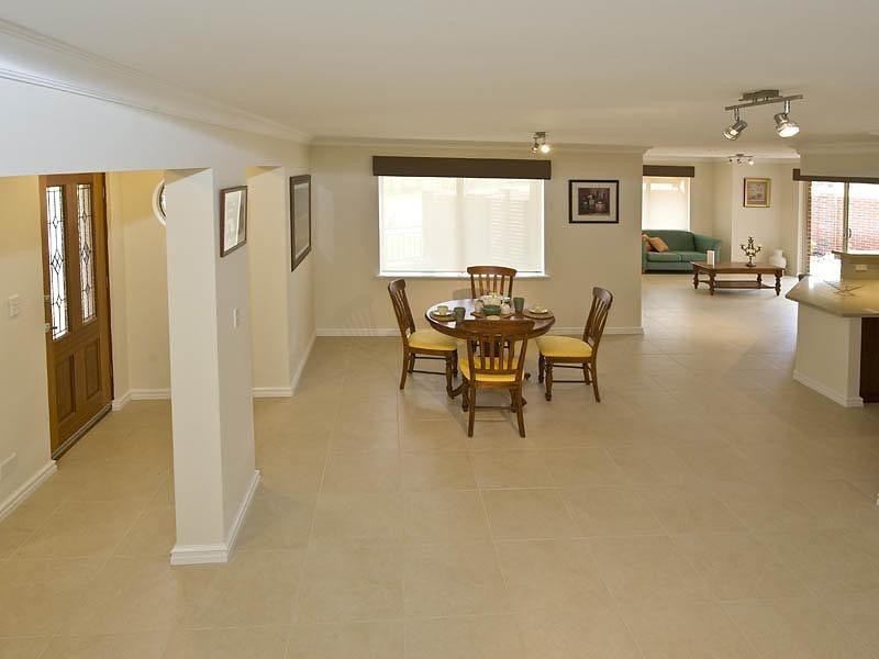 1/2 Hebe Place, Woodbridge WA 6056