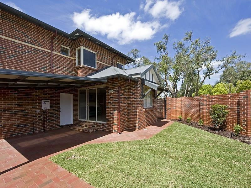 1/2 Hebe Place, Woodbridge WA 6056