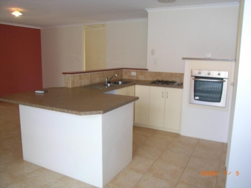 29 Grenache Crescent, Caversham WA 6055