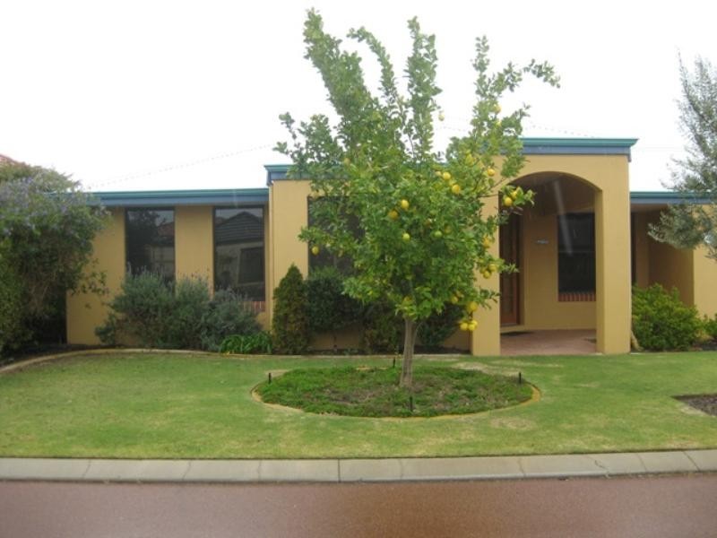 3 Verona Way, Ellenbrook WA 6069