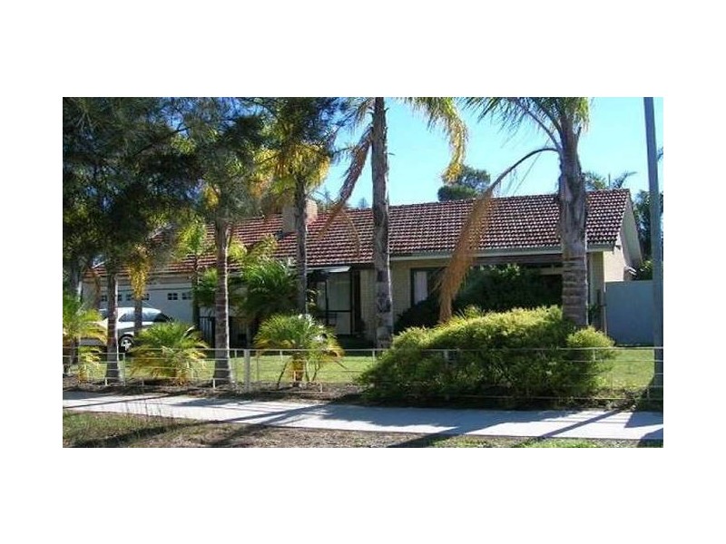 15 Caporn Street, Bullsbrook WA 6084