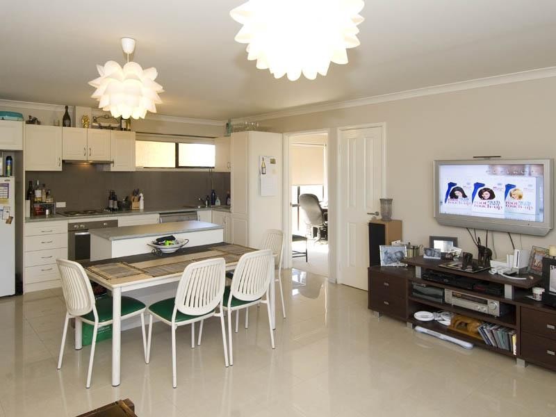 3/136 Morrison Road, Midland WA 6056