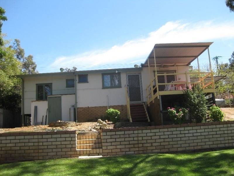 570 Viveash Road, Swan View WA 6056