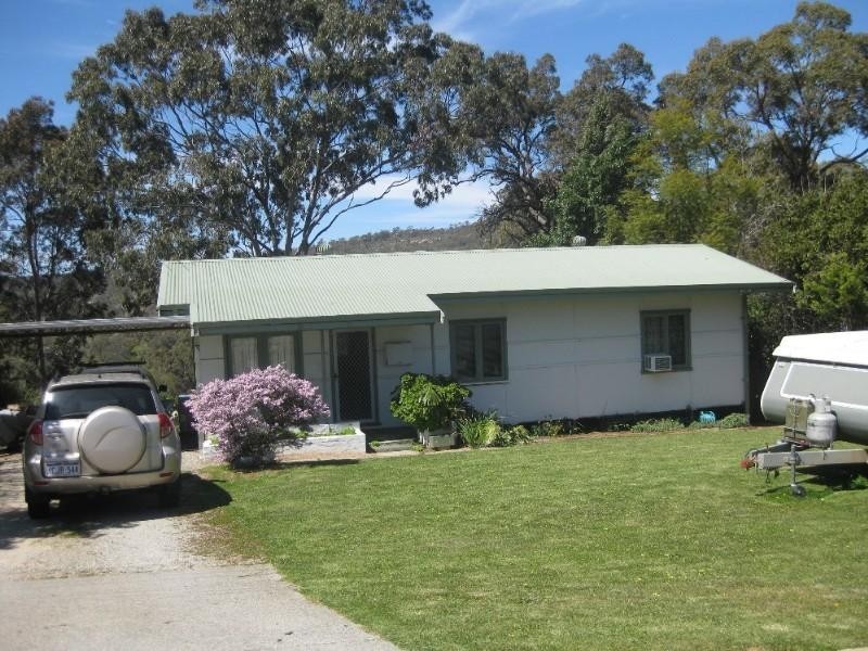 570 Viveash Road, Swan View WA 6056