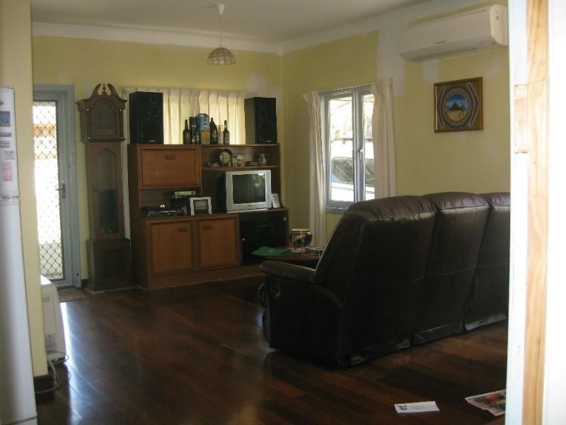 570 Viveash Road, Swan View WA 6056