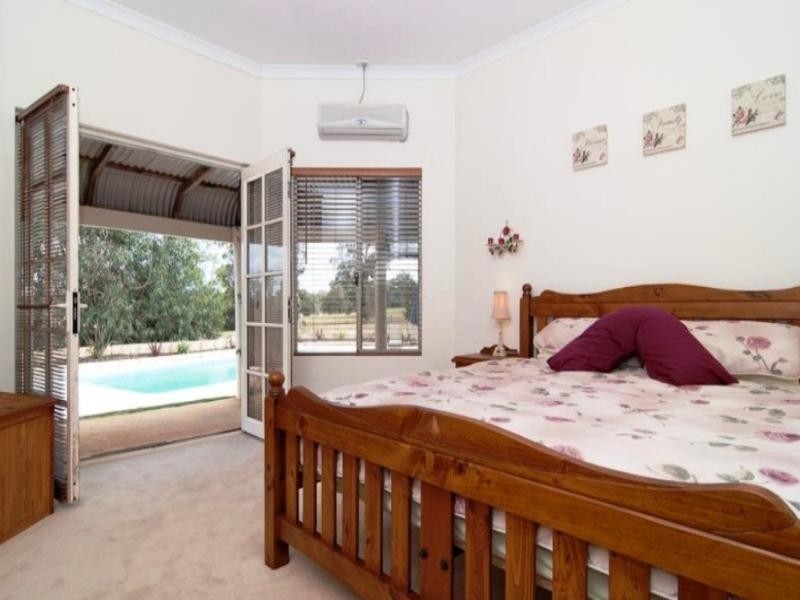 86 Patens Drive, Lower Chittering WA 6084