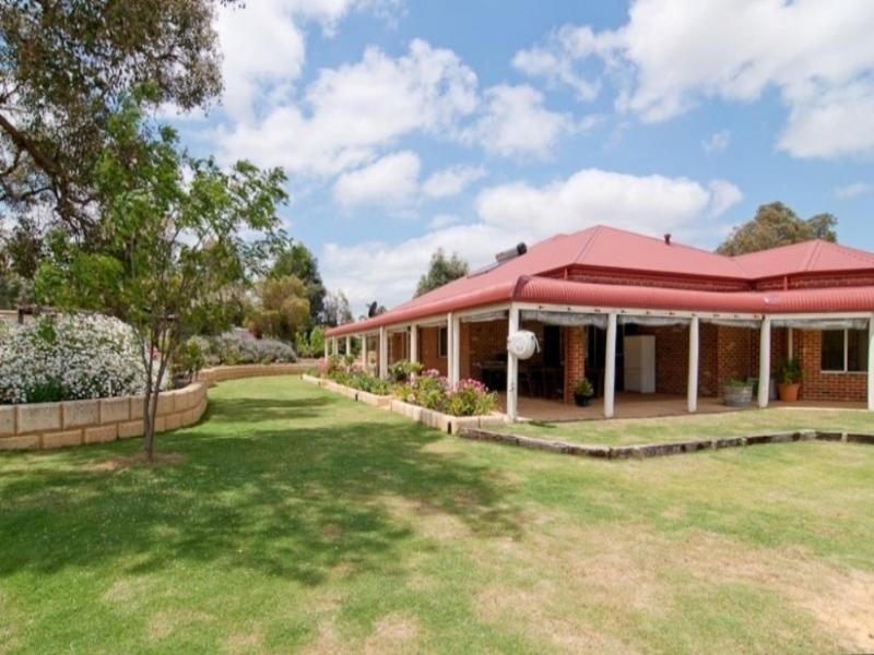 86 Patens Drive, Lower Chittering WA 6084