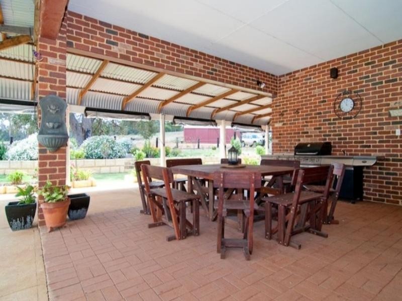 86 Patens Drive, Lower Chittering WA 6084