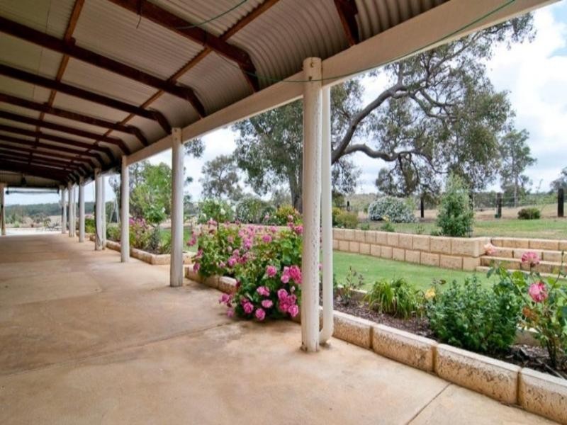 86 Patens Drive, Lower Chittering WA 6084