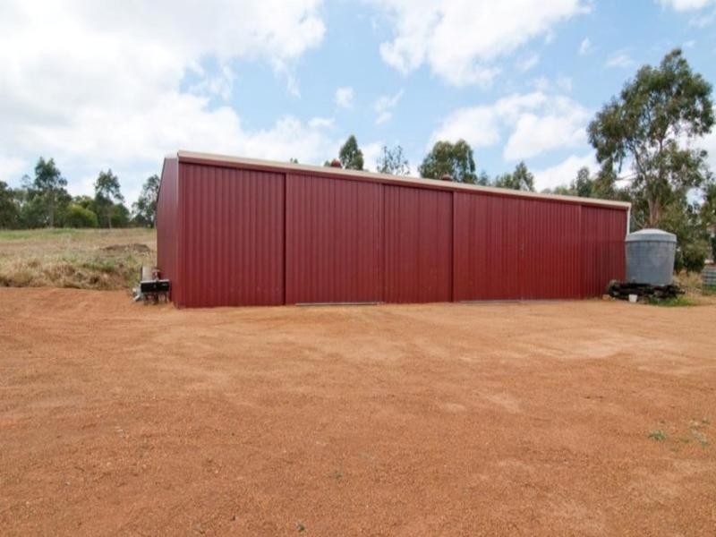 86 Patens Drive, Lower Chittering WA 6084