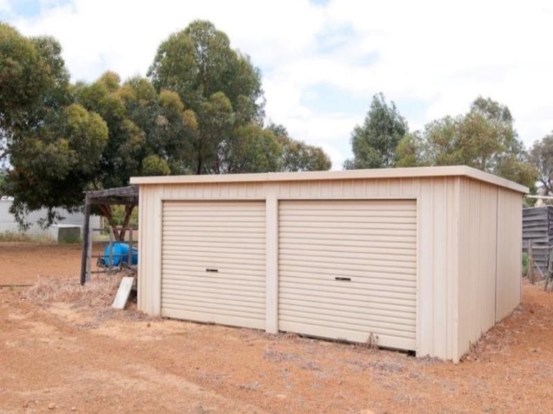 86 Patens Drive, Lower Chittering WA 6084