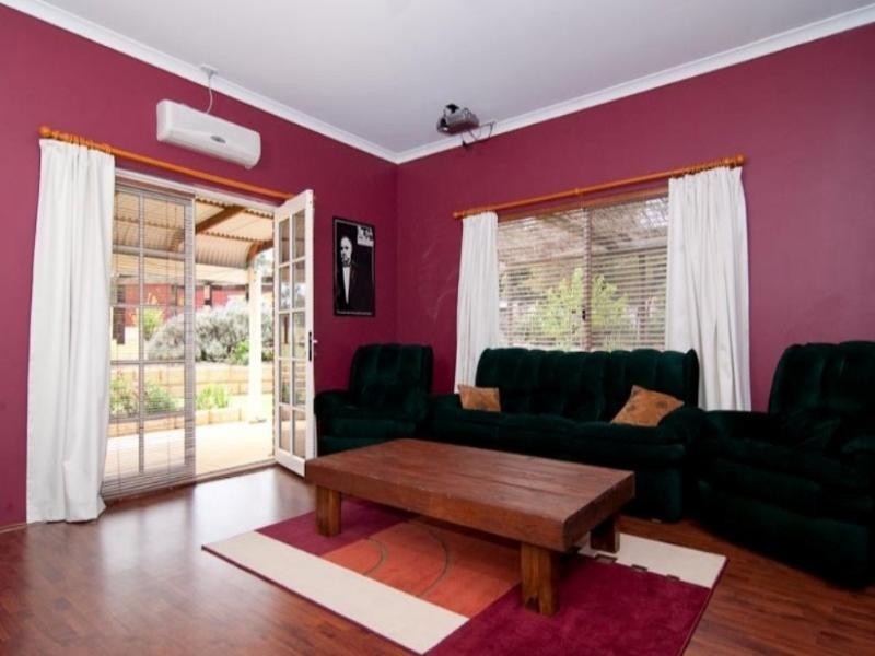 86 Patens Drive, Lower Chittering WA 6084