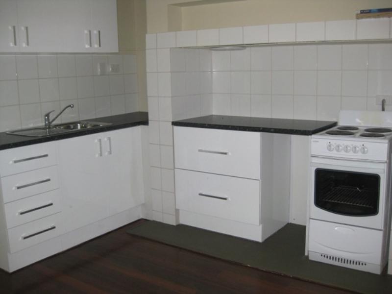 5 Templeman Place, Midland WA 6056