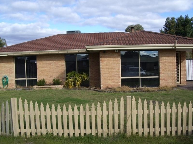 28 Bluegum Place, Midvale WA 6056