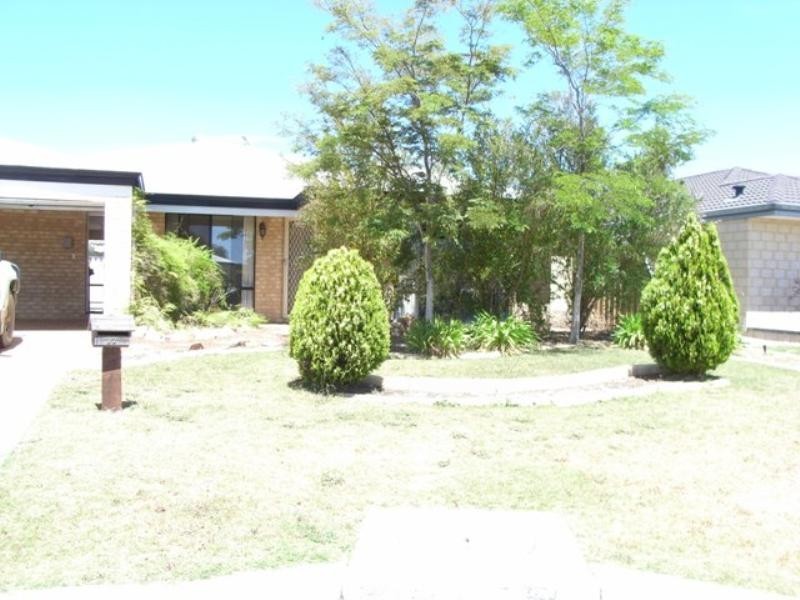 22 Wundu Ent, South Guildford WA 6055