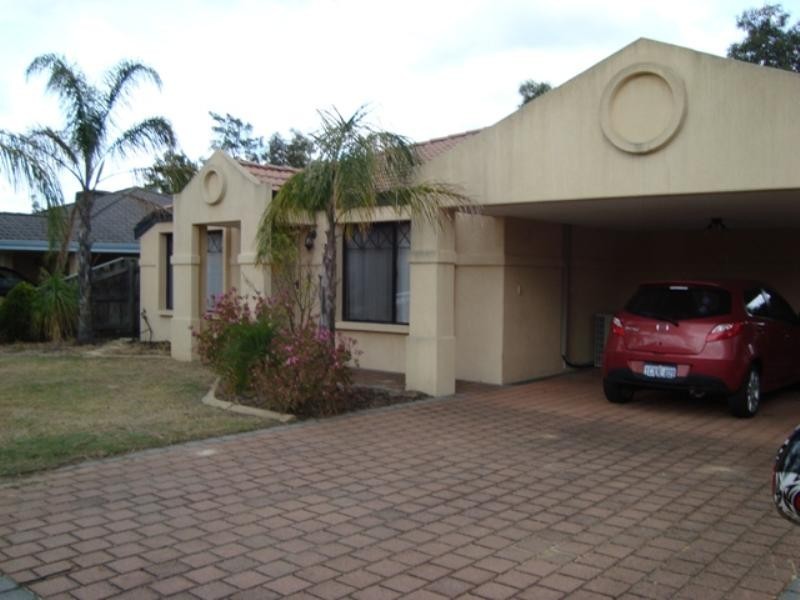 39 Kangaroo Entrance, Stratton WA 6056