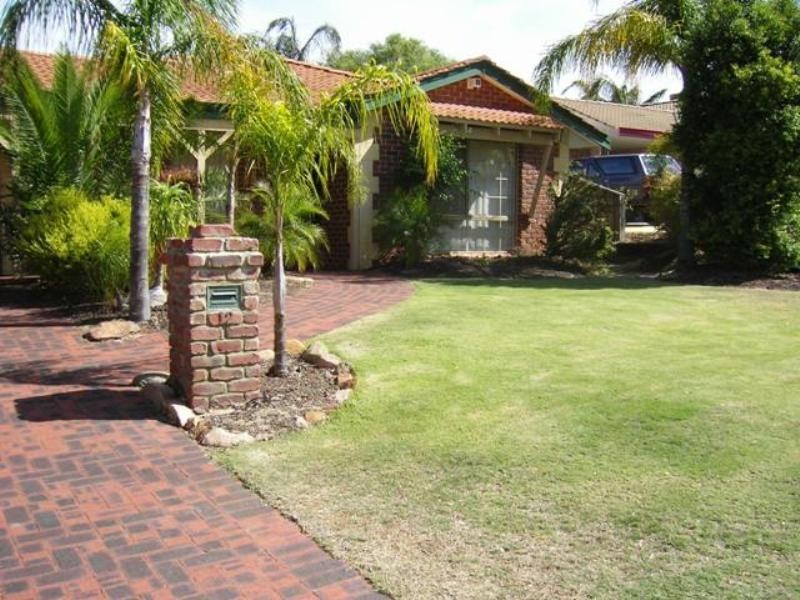 12 Tatlock Way, Stratton WA 6056