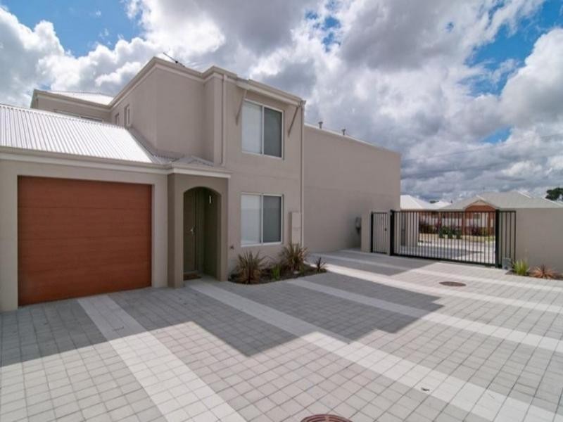 2/12 Charles East Street, Midland WA 6056