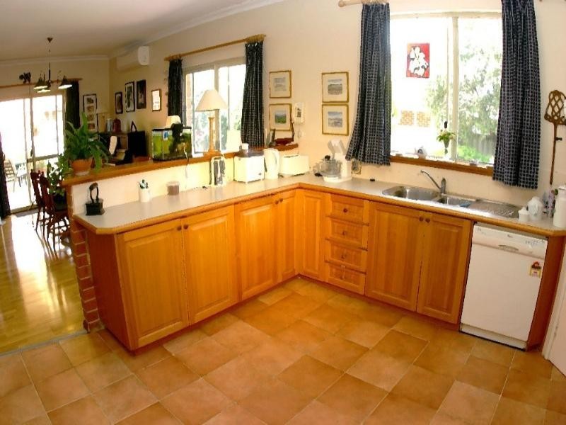 26 Bernley Drive, Viveash WA 6056