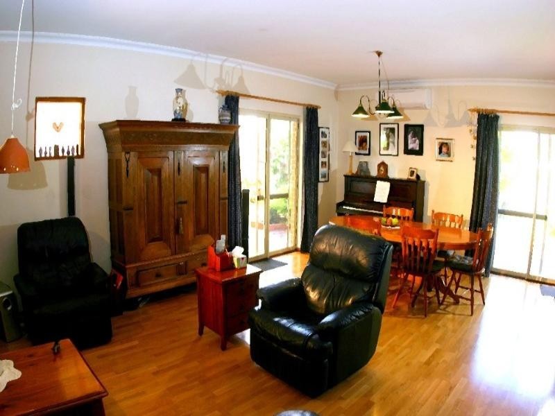 26 Bernley Drive, Viveash WA 6056