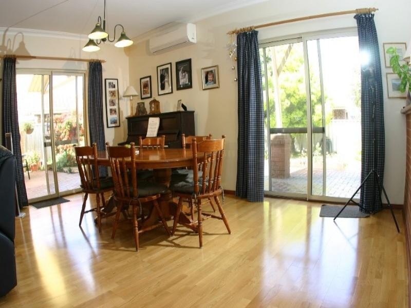 26 Bernley Drive, Viveash WA 6056