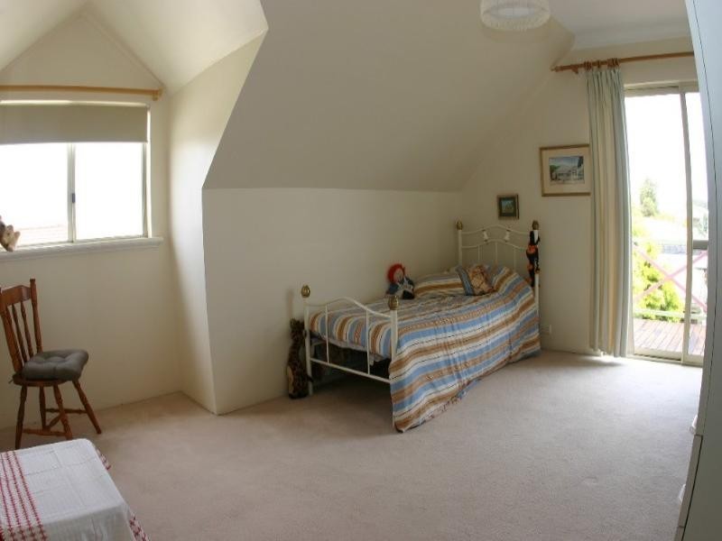 26 Bernley Drive, Viveash WA 6056