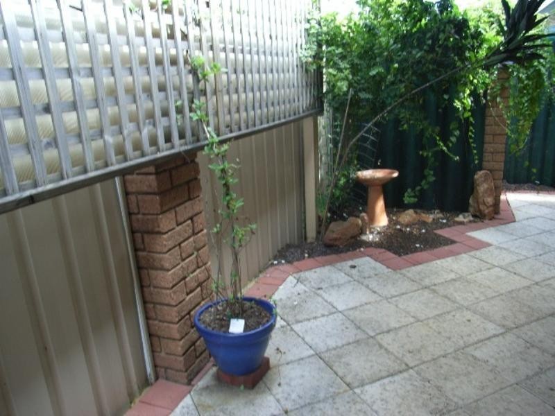 6/1 Park Street, Midvale WA 6056