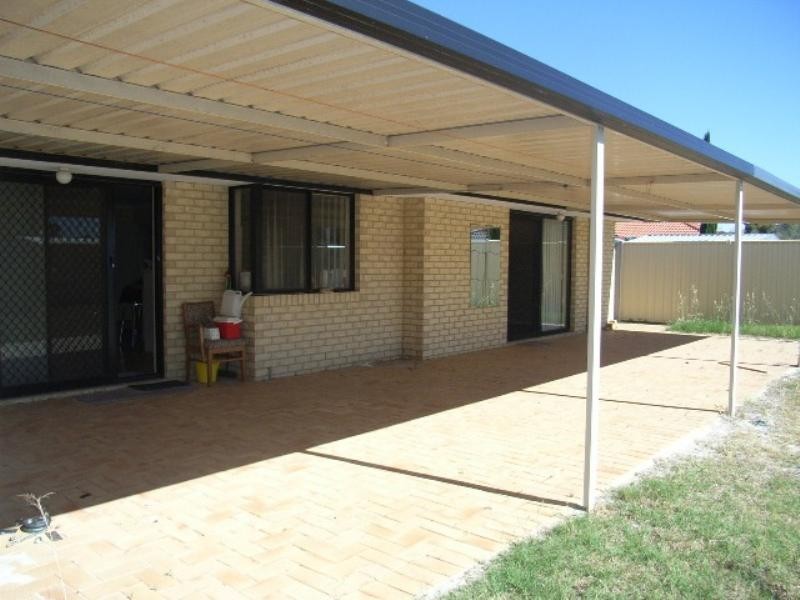 3 Wundu Ent, South Guildford WA 6055