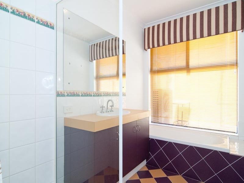 42 Arbor Drive, Ellenbrook WA 6069