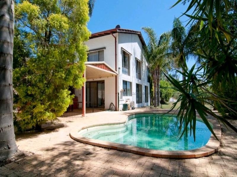 6 Grevillea Crescent, Swan View WA 6056