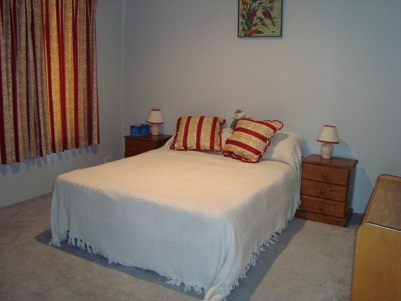 8 Pagnell Way, Swan View WA 6056