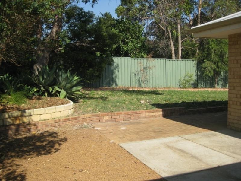 1/53 Markham Way, Swan View WA 6056