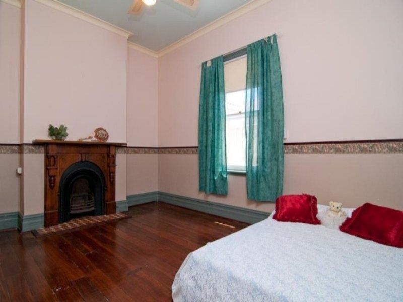 36 Charles Street, Midland WA 6056