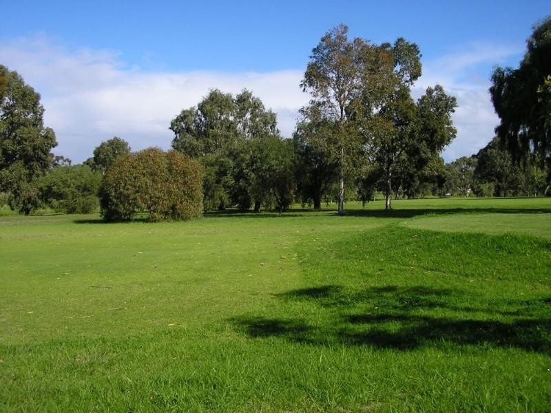 1/145 West Parade, South Guildford WA 6055