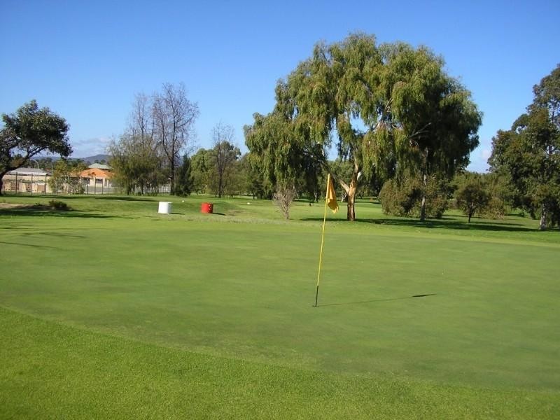 1/145 West Parade, South Guildford WA 6055