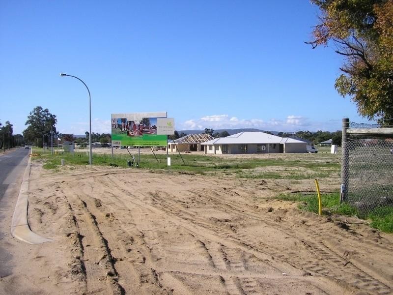 1/145 West Parade, South Guildford WA 6055