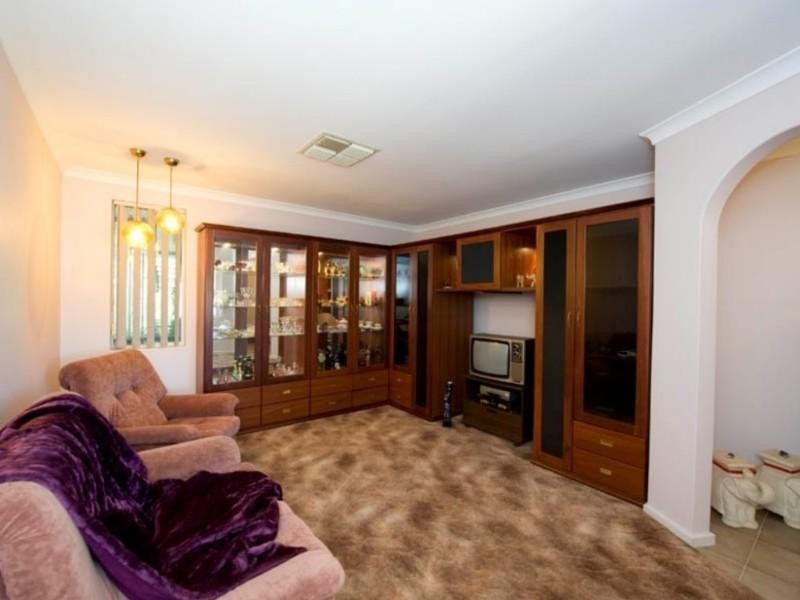 22 Marlboro Road, Swan View WA 6056