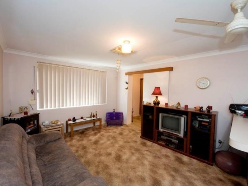 22 Marlboro Road, Swan View WA 6056