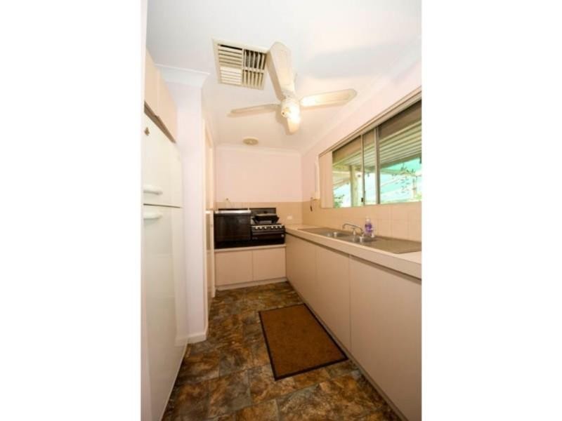 22 Marlboro Road, Swan View WA 6056