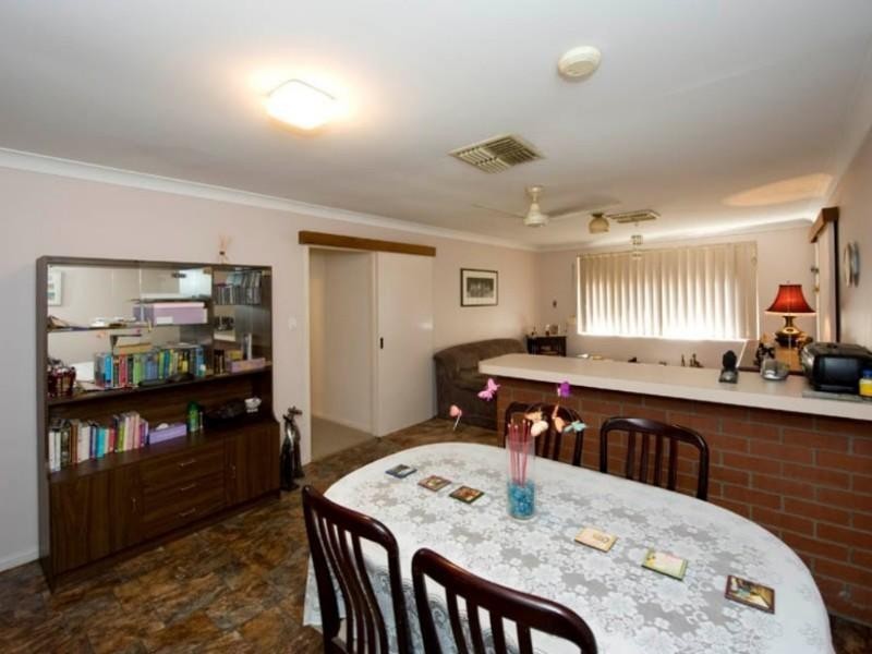 22 Marlboro Road, Swan View WA 6056