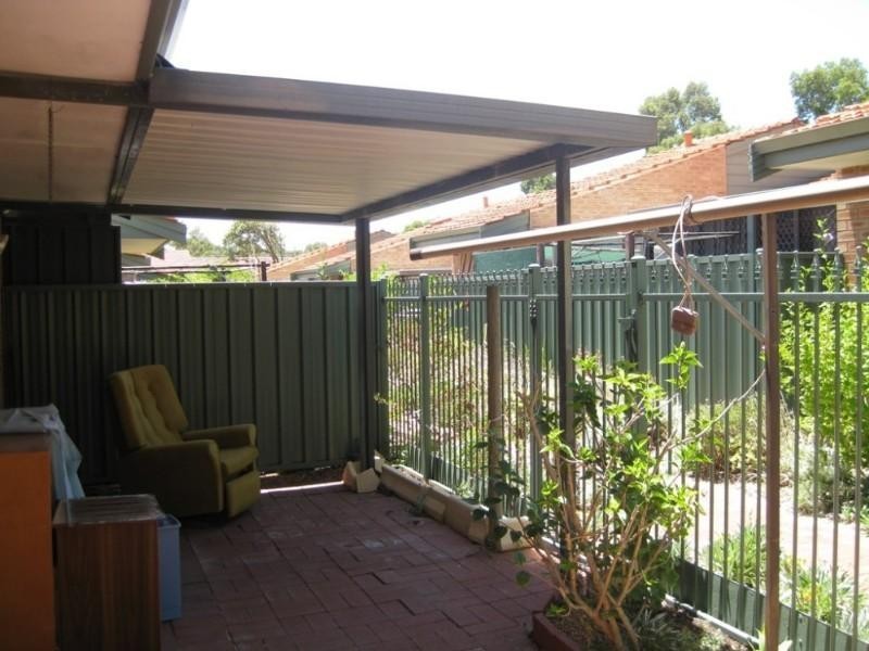 52/70 Marlboro Road, Swan View WA 6056