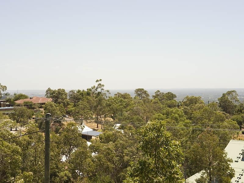 2 Hillway, Swan View WA 6056