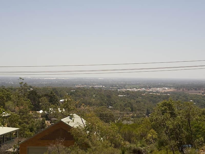 2 Hillway, Swan View WA 6056