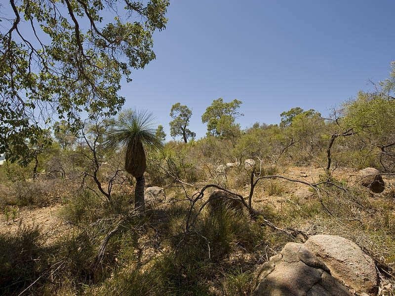 2 Hillway, Swan View WA 6056