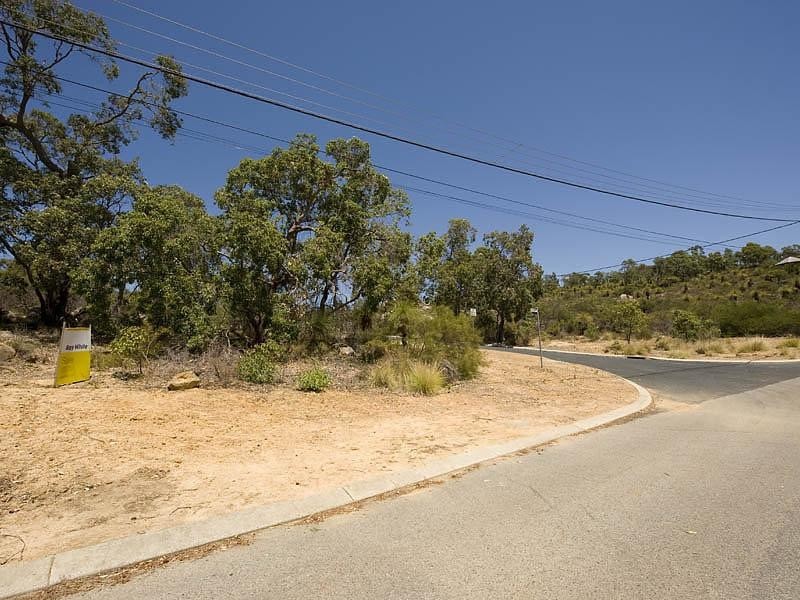 2 Hillway, Swan View WA 6056