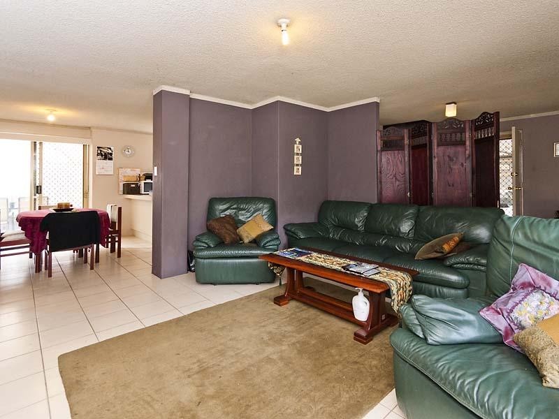 1/6 Mills Avenue, Bayswater WA 6053