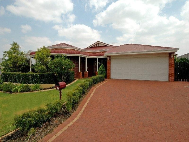 37 Brunswick Bend, Jane Brook WA 6056