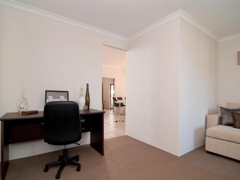 37 Brunswick Bend, Jane Brook WA 6056