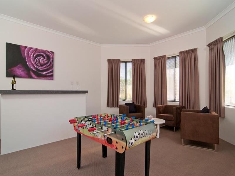 37 Brunswick Bend, Jane Brook WA 6056