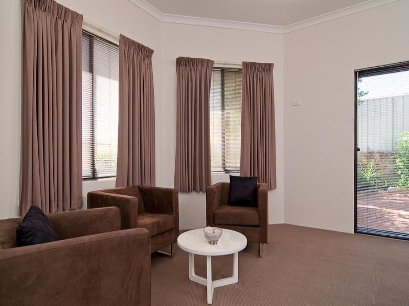 37 Brunswick Bend, Jane Brook WA 6056